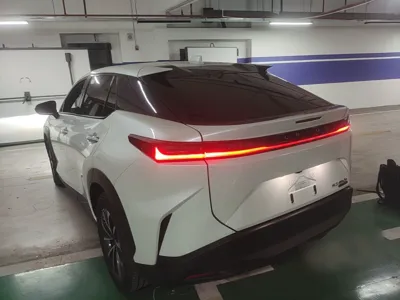 Lexus RZ