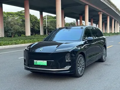 Nio ES8