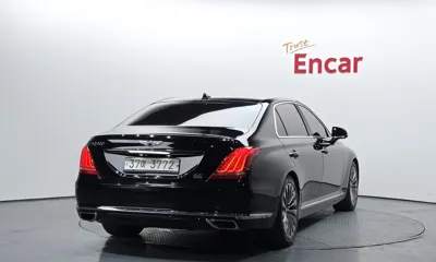 Genesis EQ900