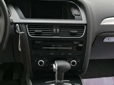 Audi A4 (Import)
