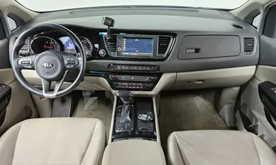 Kia Canival