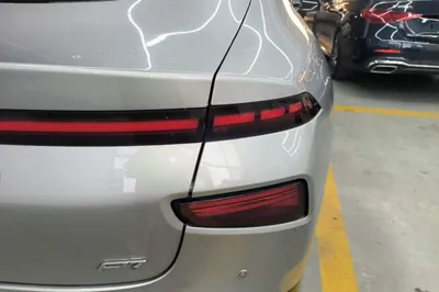 Xpeng P7
