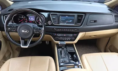Kia Canival