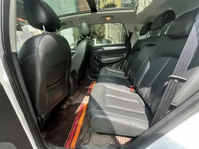Roewe RX5