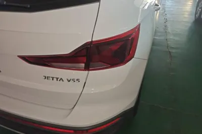 Jetta VS5