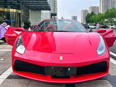 Ferrari 488