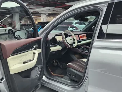 Geely Xingyue L