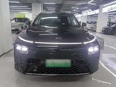 Xpeng G9