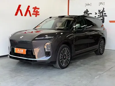 Nio ES8