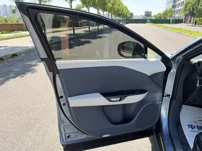 Lexus RZ