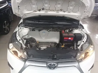 Toyota Yaris L