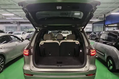 Li Auto ONE