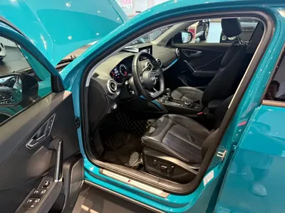 Audi Q2L