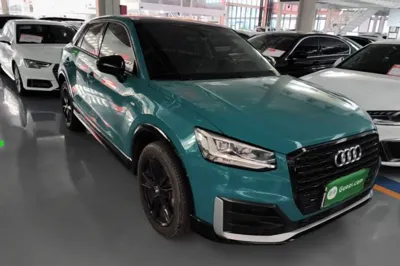 Audi Q2L