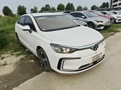 BAIC EU5