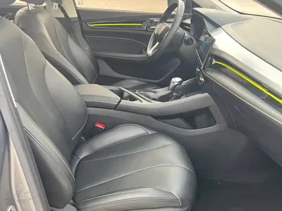 Roewe i5
