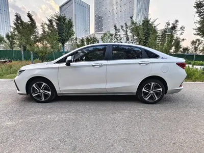 BAIC EU5