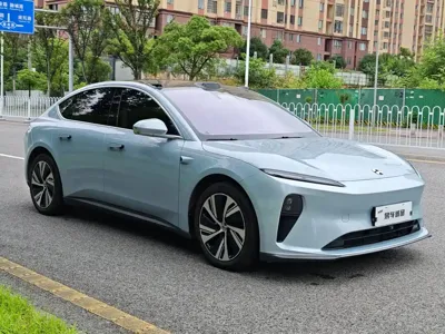 Nio ET5