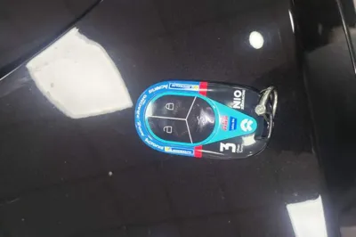Nio ES8
