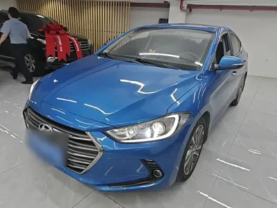 Hyundai Elantra