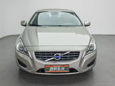 Volvo S60 (Import)
