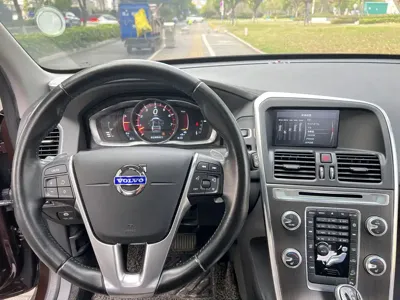 Volvo XC60 (Import)