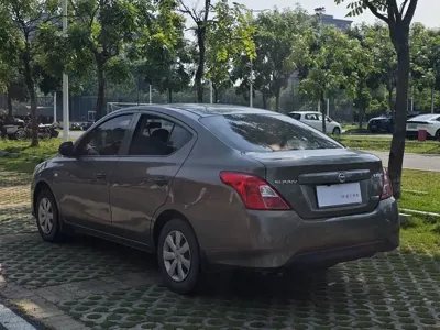 Nissan Sunny