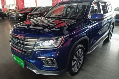 Roewe RX8