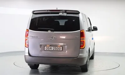 Hyundai Starex
