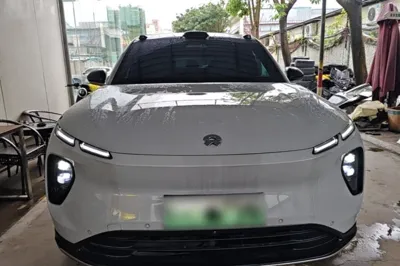 Nio EC6