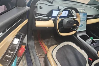 Geely Galaxy L6