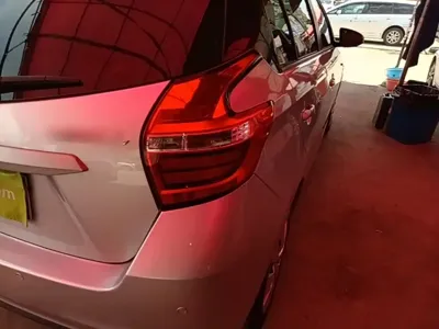 Toyota Yaris L