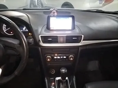 Mazda 3 Axela