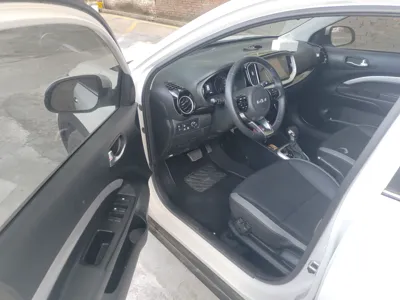 Kia kx1 Stonic