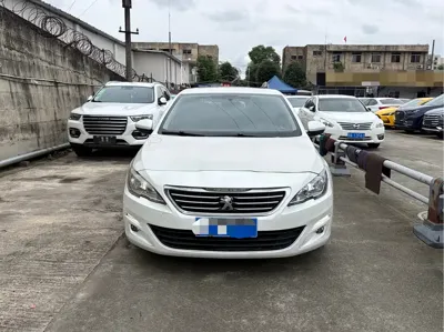 Peugeot 408