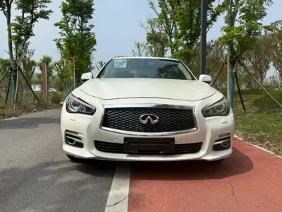 Infiniti Q50L