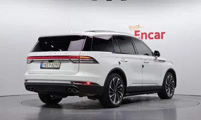 Lincoln Aviator