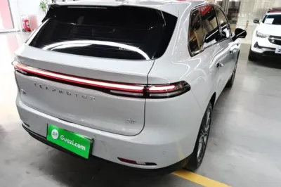 Leapmotor C10