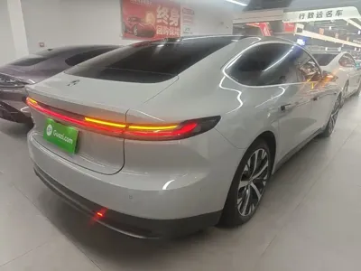Nio ET7