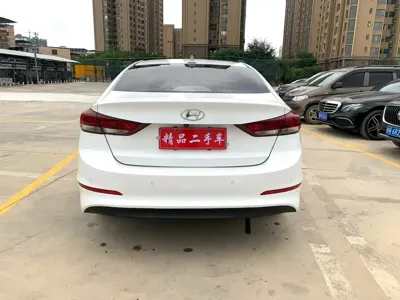 Hyundai Elantra