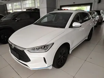 BYD e2