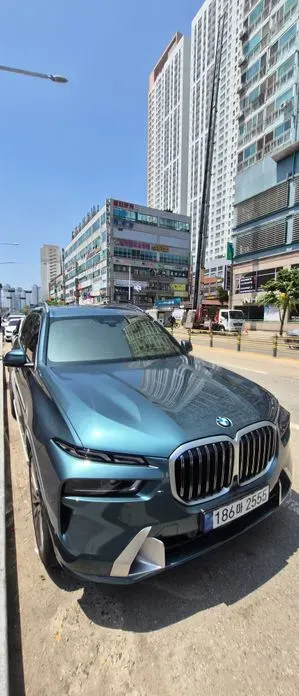 BMW X7