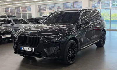 BMW X7