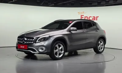 Mercedes-Benz GLA-Class