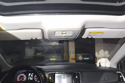 Roewe i6