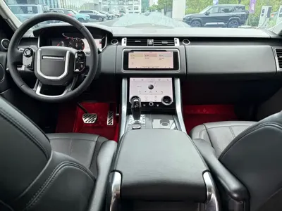 Land Rover Sport