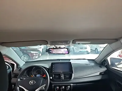 Toyota Yaris L