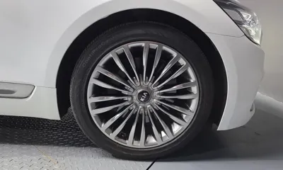 Kia K9