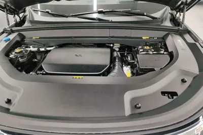 Li Auto L8