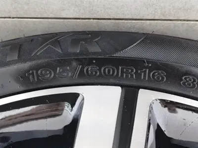 Kia KX1